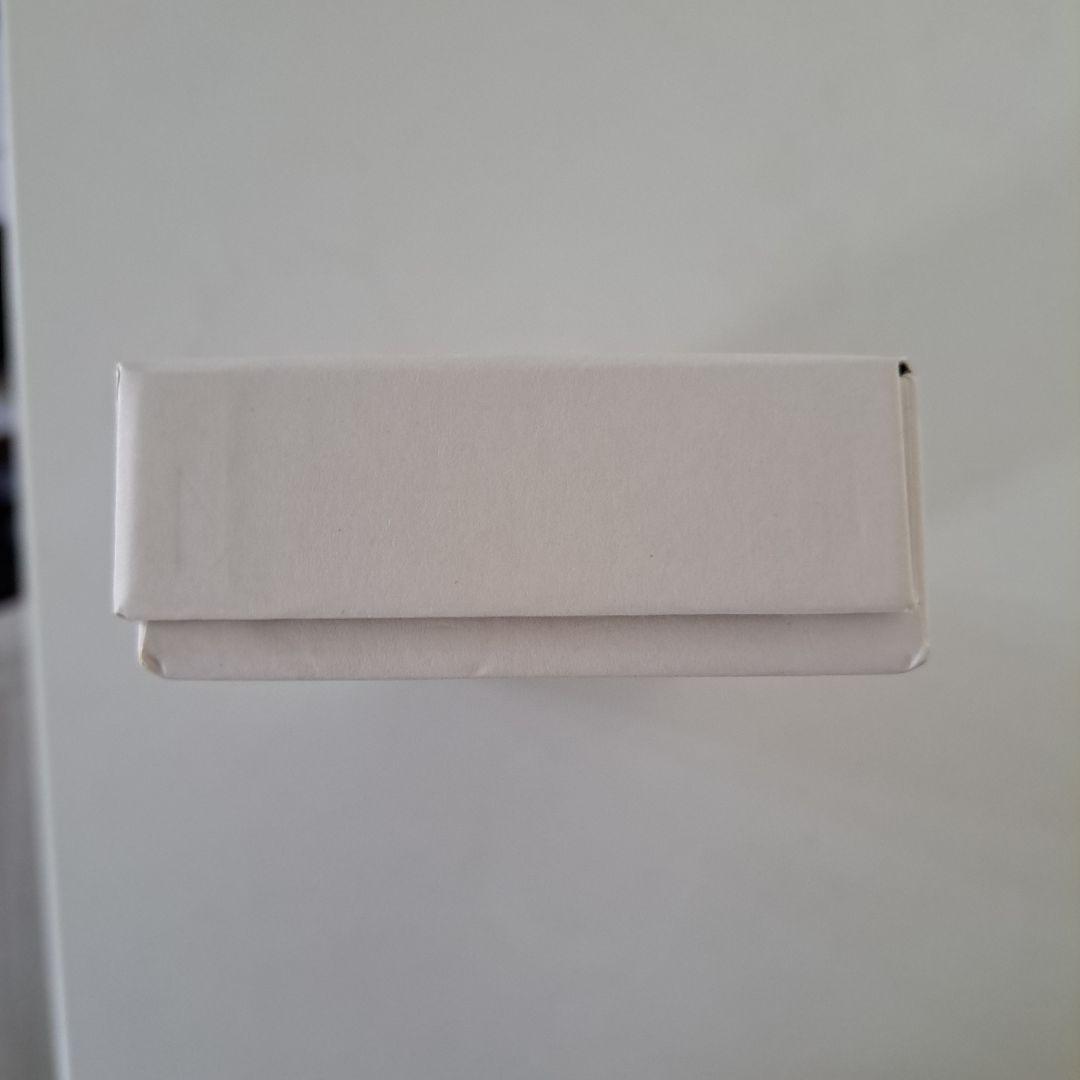 よっちゃん 未使用品 ロエベ LOEWE 001 WOMAN