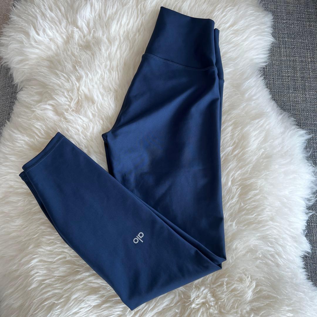 Alo Yoga 上下セット