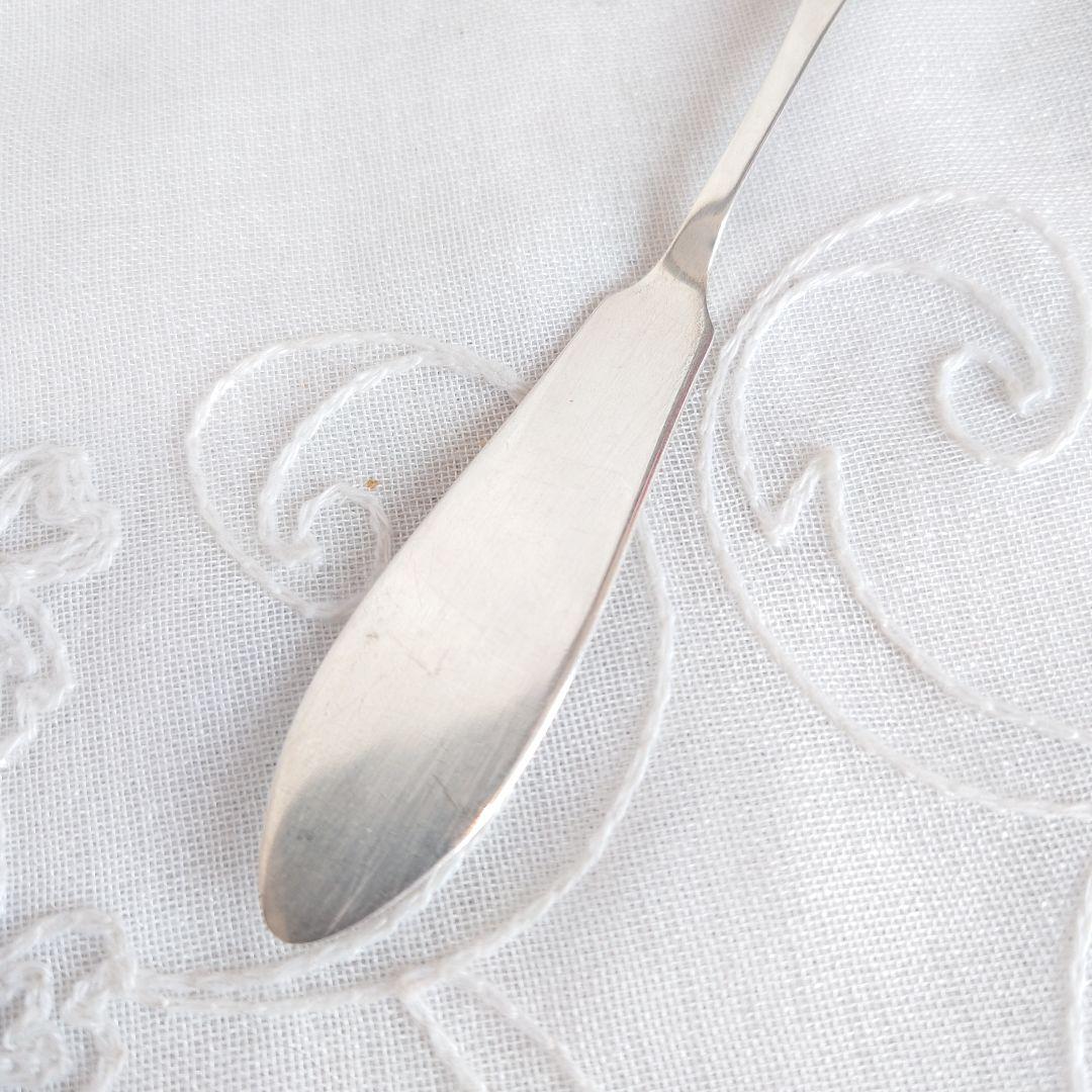 イギリス　純銀製　バターナイフ　アザミ