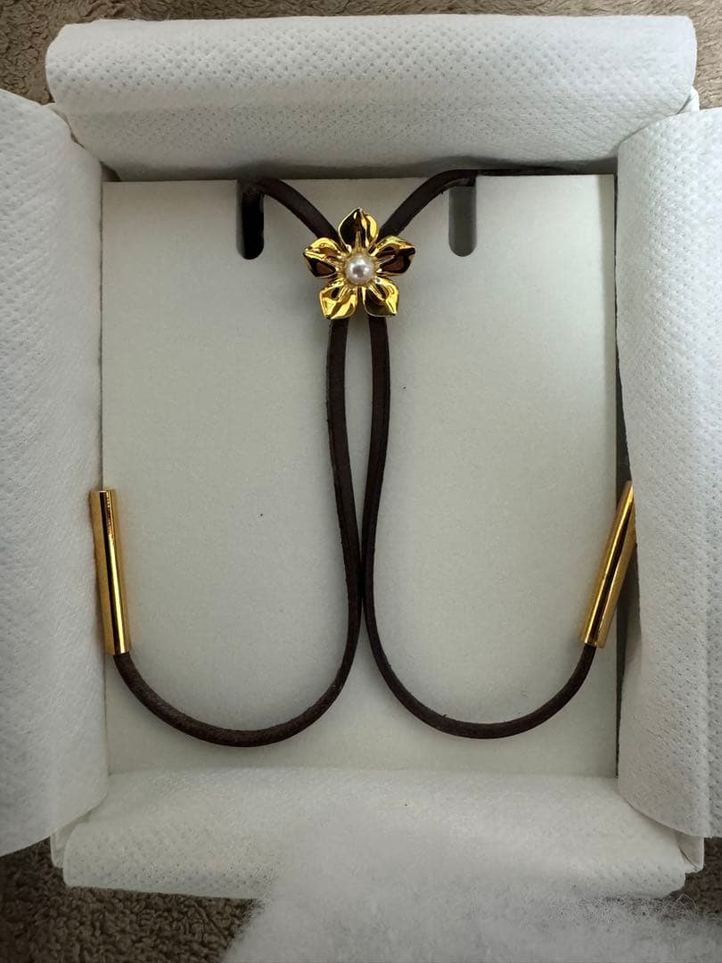 ファイナルファンタジーⅦ リメイクレザーネックレス　エアリス　チョーカー　公式