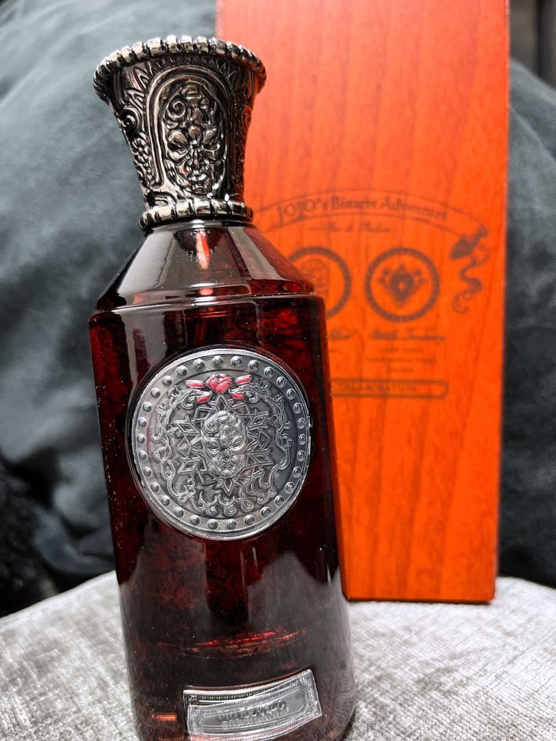 NOZ COLLABORATION ディオ　香水　専用ボックス付き