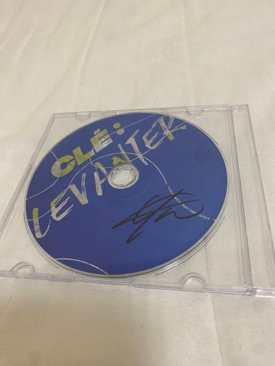 StrayKids CD LEVANTER LeeKnow リノ 直筆サイン入り