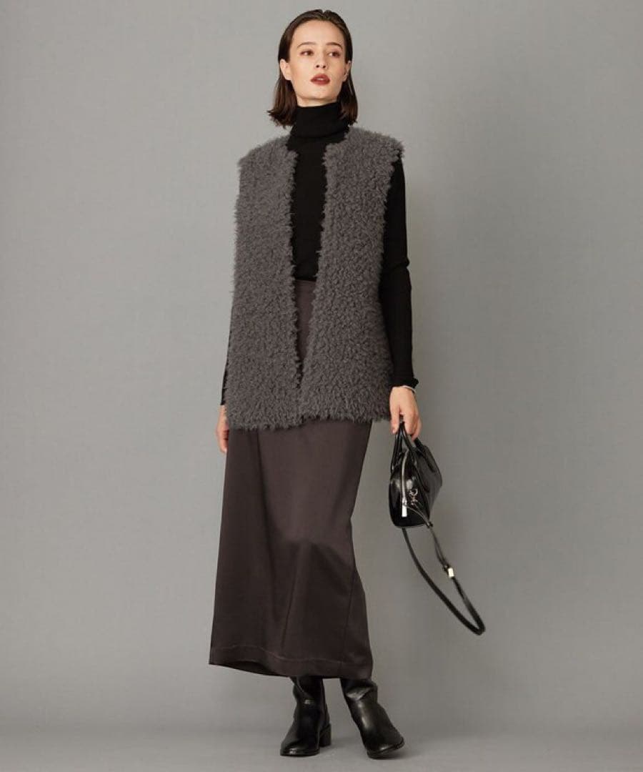 トップス akasato