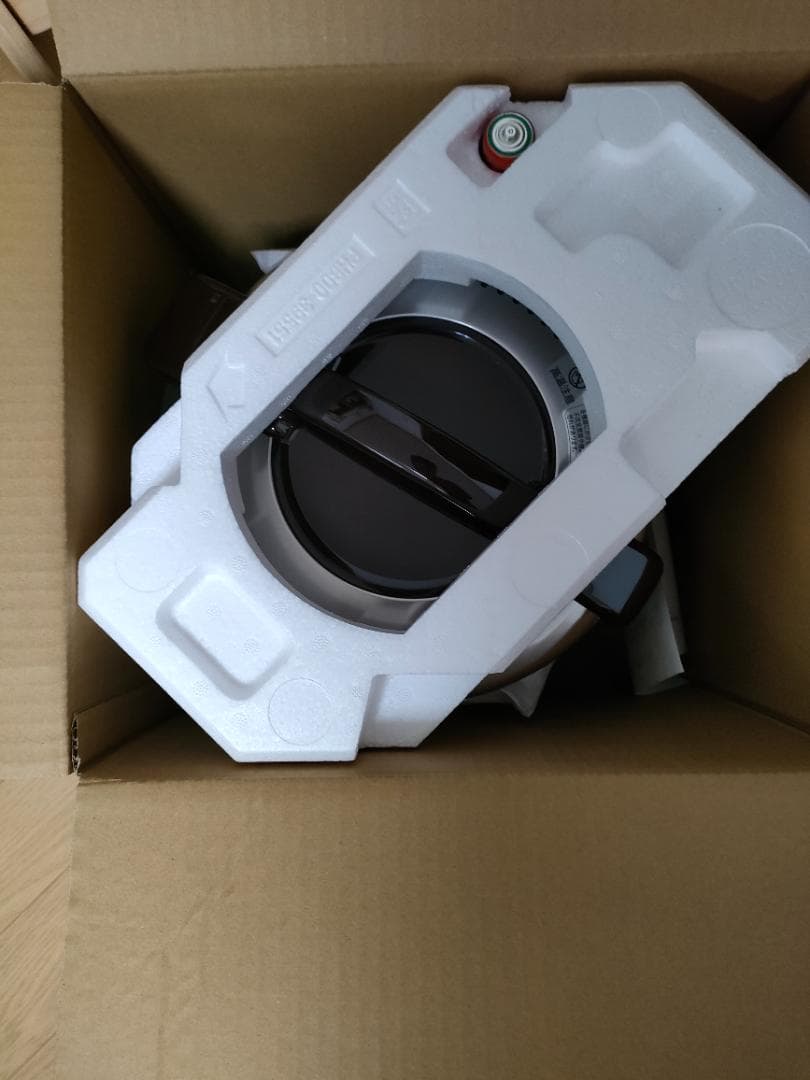 Rinnai 蓋付き炊飯器　こまがる1升プロパン用