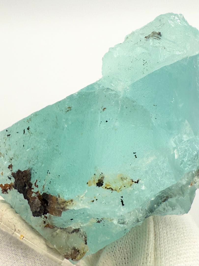 フローライト　黒い森　蛍石　原石　鉱物　標本　天然石　石