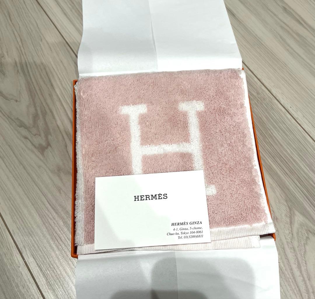 HERMES エルメス　カレタオル　ハンカチ　未使用　箱付き