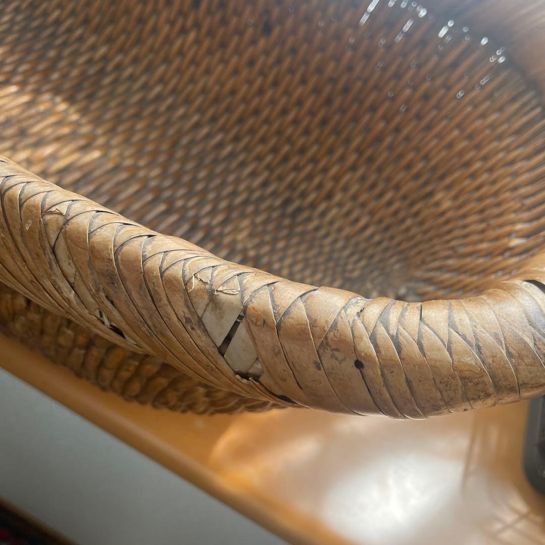 籐製　アンティーク　ハンドル付きバスケット