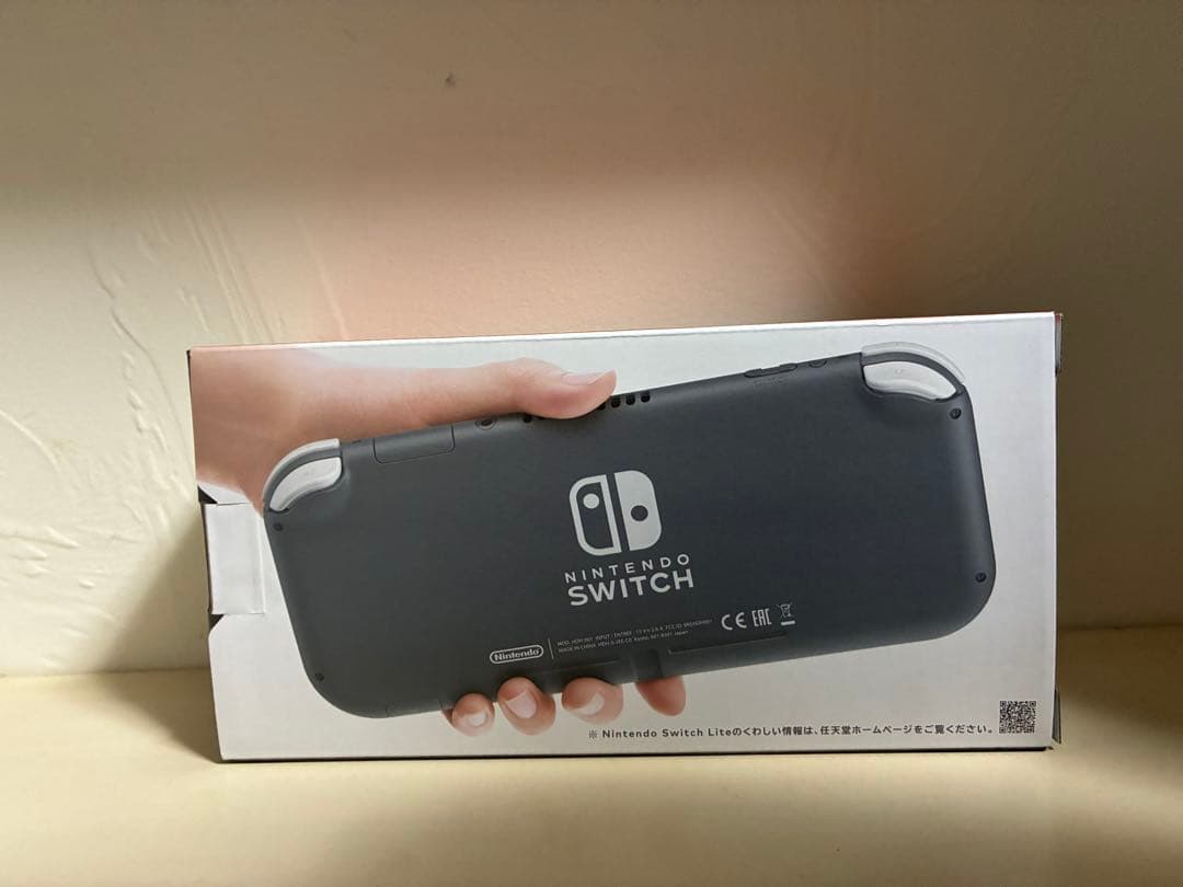 Switchライト 新品本体