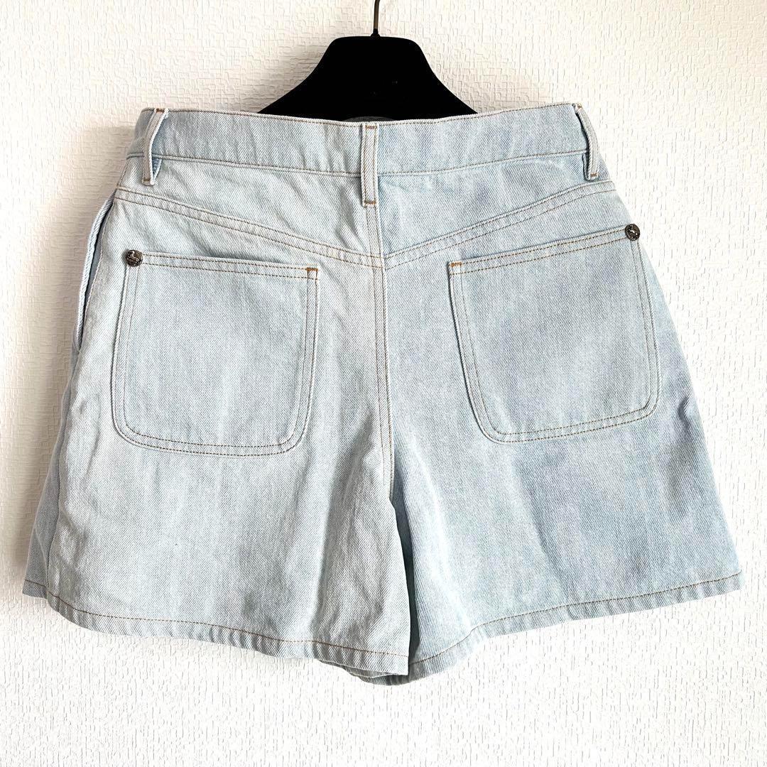 シャネル CHANEL 金ボタン デニムショートパンツ ウォッシュブルー 40