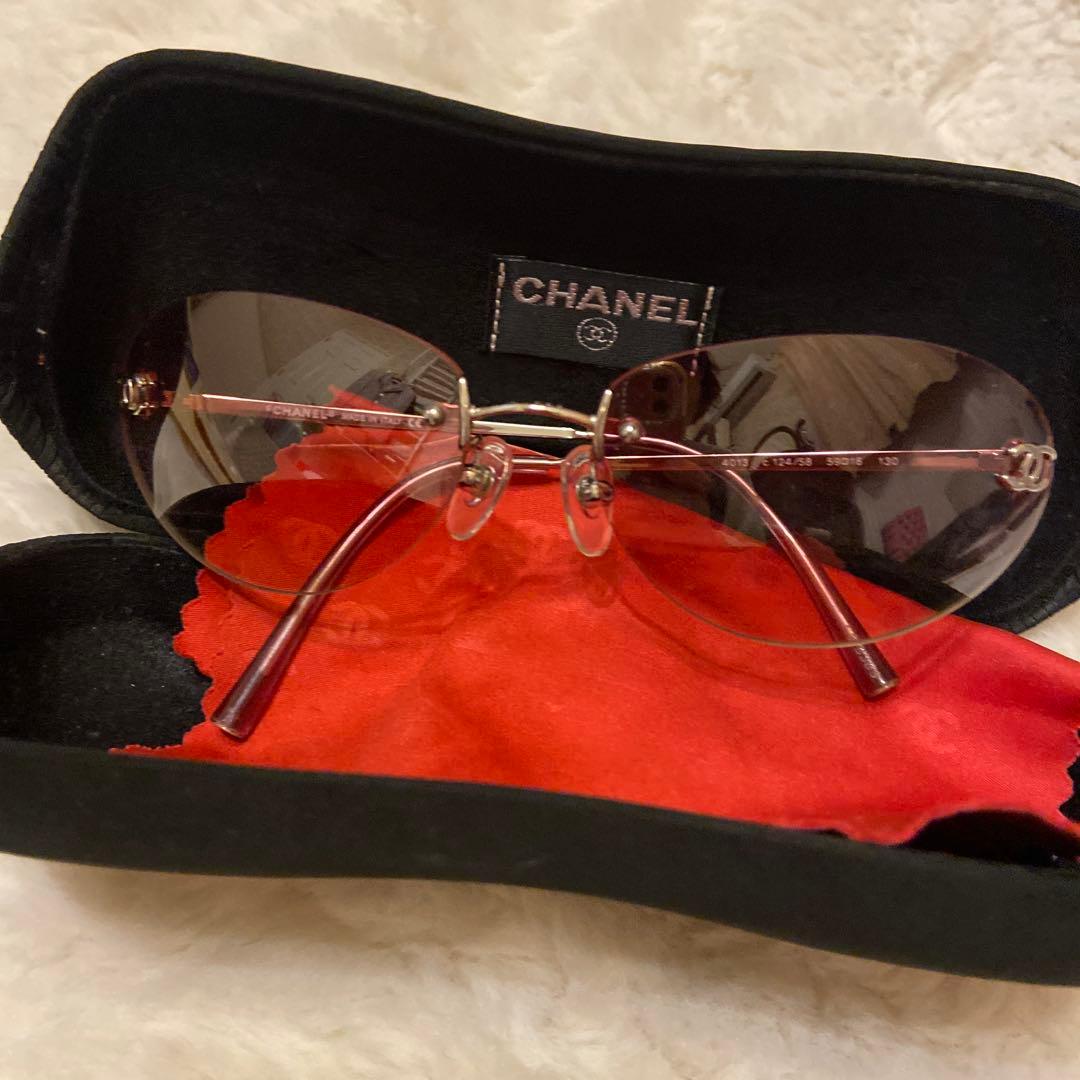 マ*ラ様 ビンテージCHANEL ピンクサングラス ケース付き