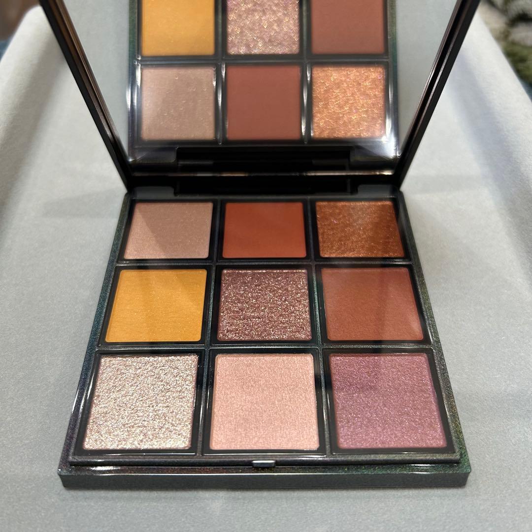 セルヴォーク　エクスプレッシヴアイズ　アイシャドウパレット　EX01 テラコッタ