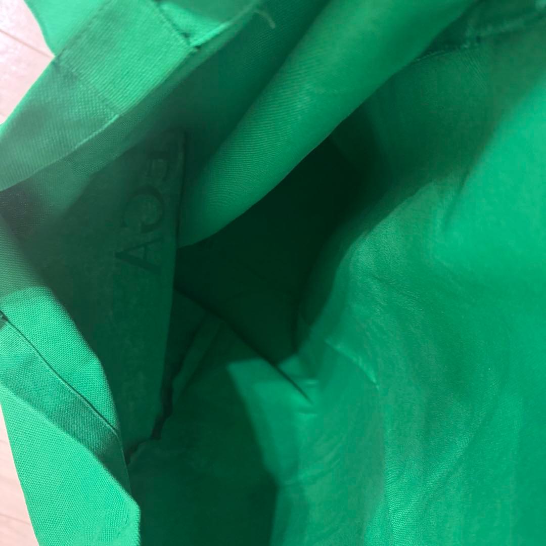 BOTTEGA VENETA ノベルティ グリーン トートバッグ ビッグサイズ