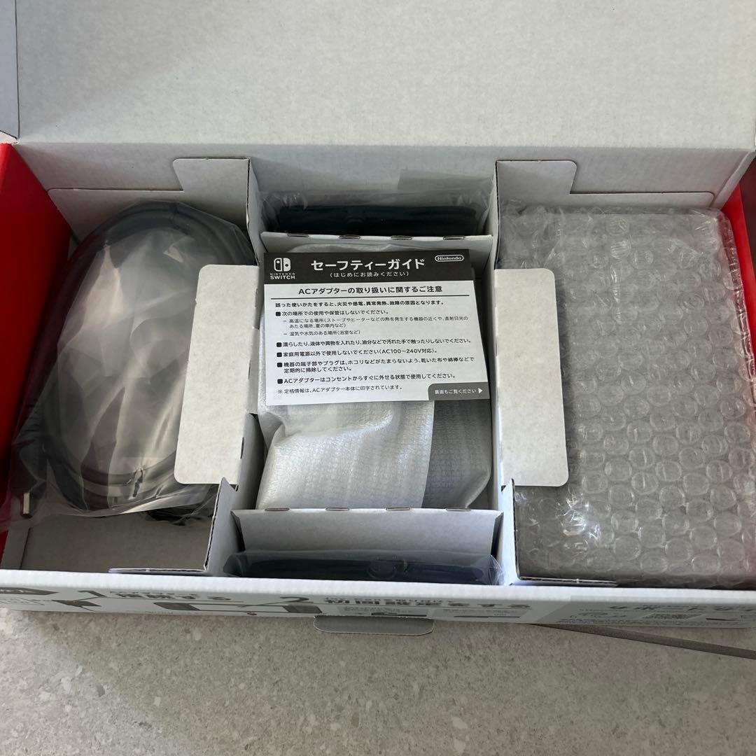 【新品】Nintendo Switch 本体 グレー Joy-Con付き