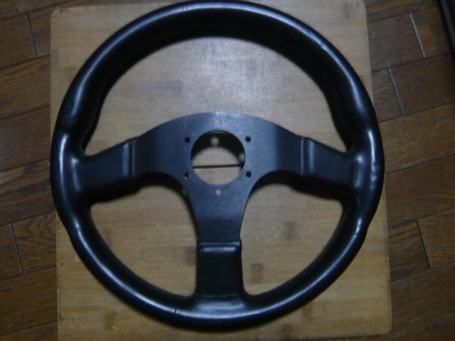 IMOLA italvolanti ステアリング ３５Cm　イタリー製