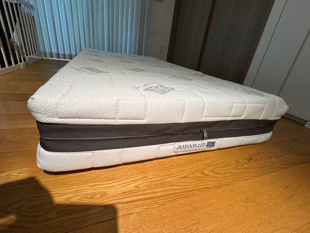 【美品　送料込み】エアウィーブ シングル　マットレス S04　保証書あり