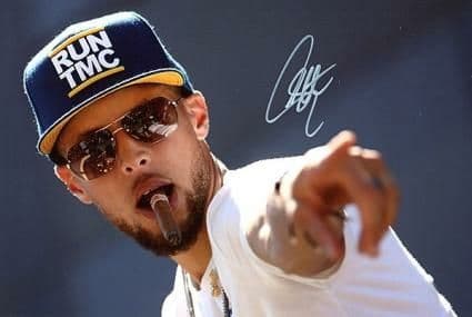 ステフィン・カリー（ゴールデンステート・ウォリアーズ）直筆サイン入フォト証明書付