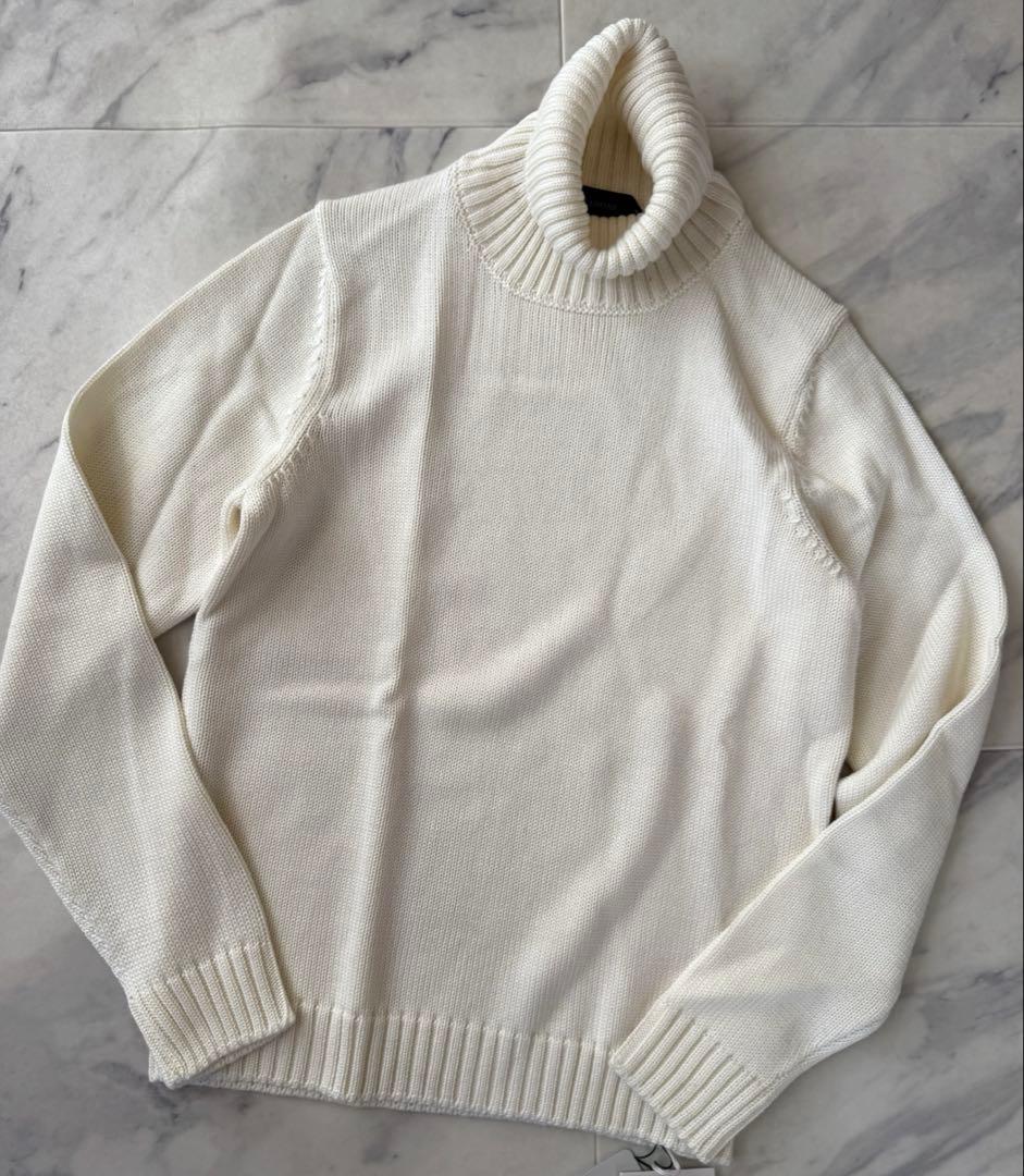 【新品未使用】ZANONE（ザノーネ）5ゲージウールソリッドタートルネックニット