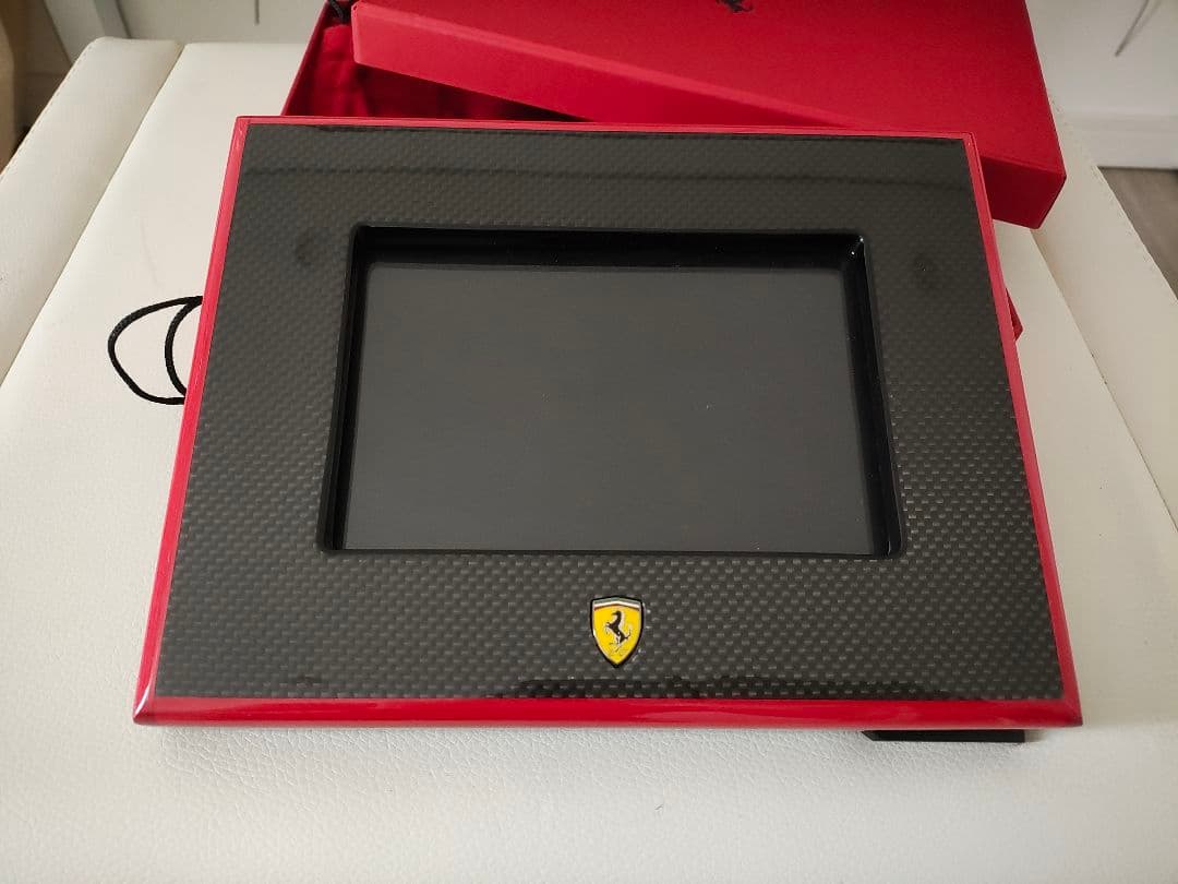 Ferrari カーボンファイバー フォトフレーム