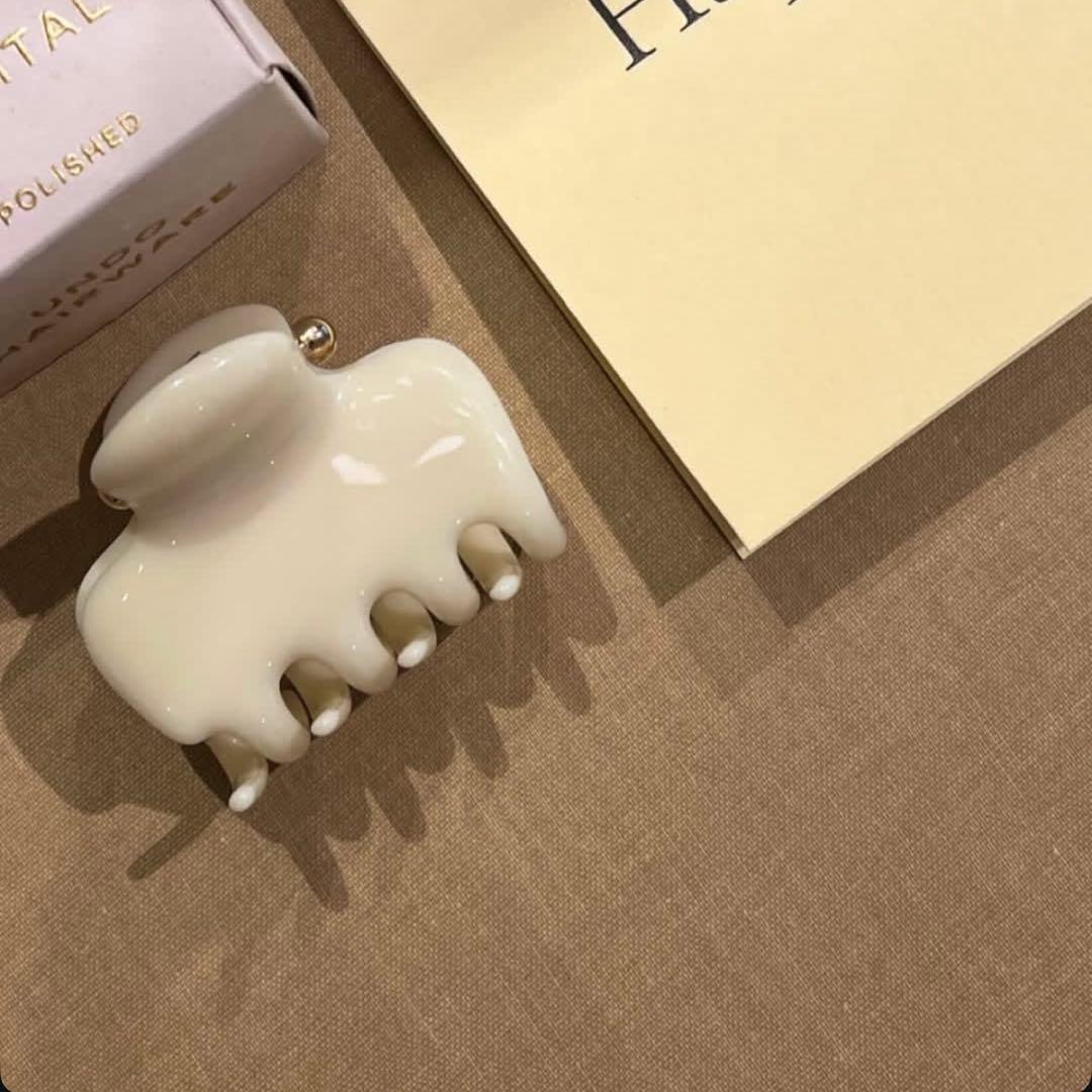 【新品未開封】UNDO HAIRWARE ヘアクリップ　NO.2