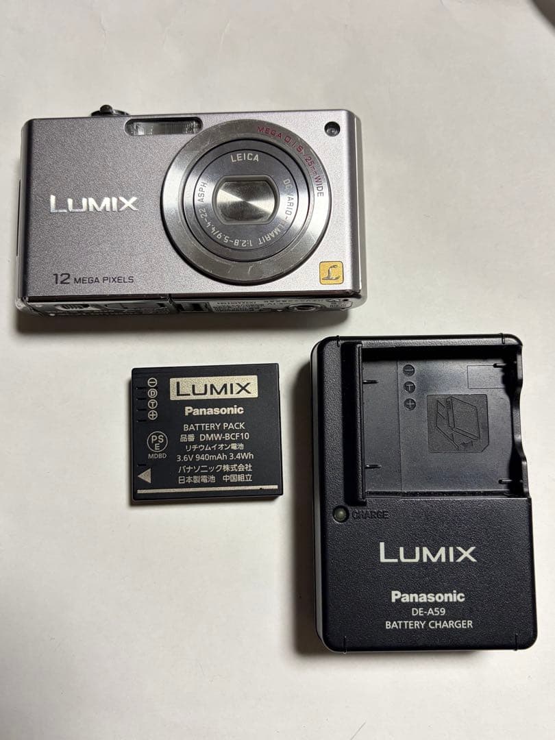 デジタルカメラ Panasonic LUMIX DMC-FX40
