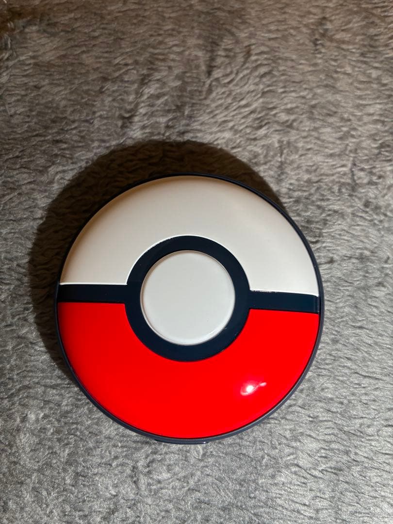 Pokemon GO Plus ポケモンボールデザイン