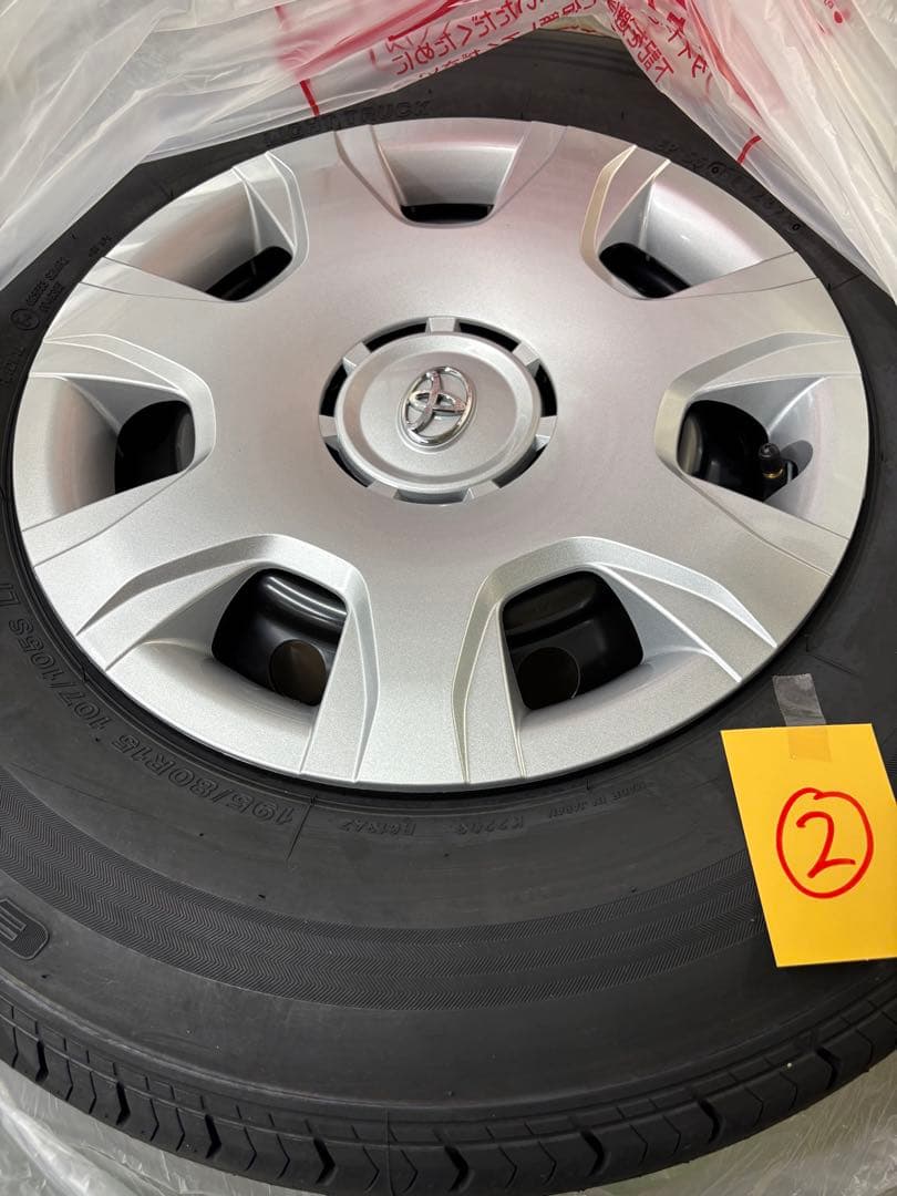 ハイエース　純正ホイールセット　未使用