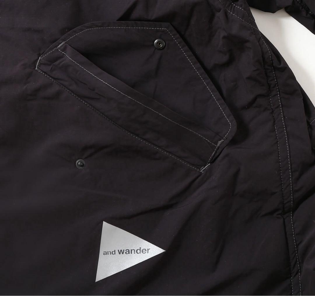 and wander FISHTAIL OCTA COAT ブラック