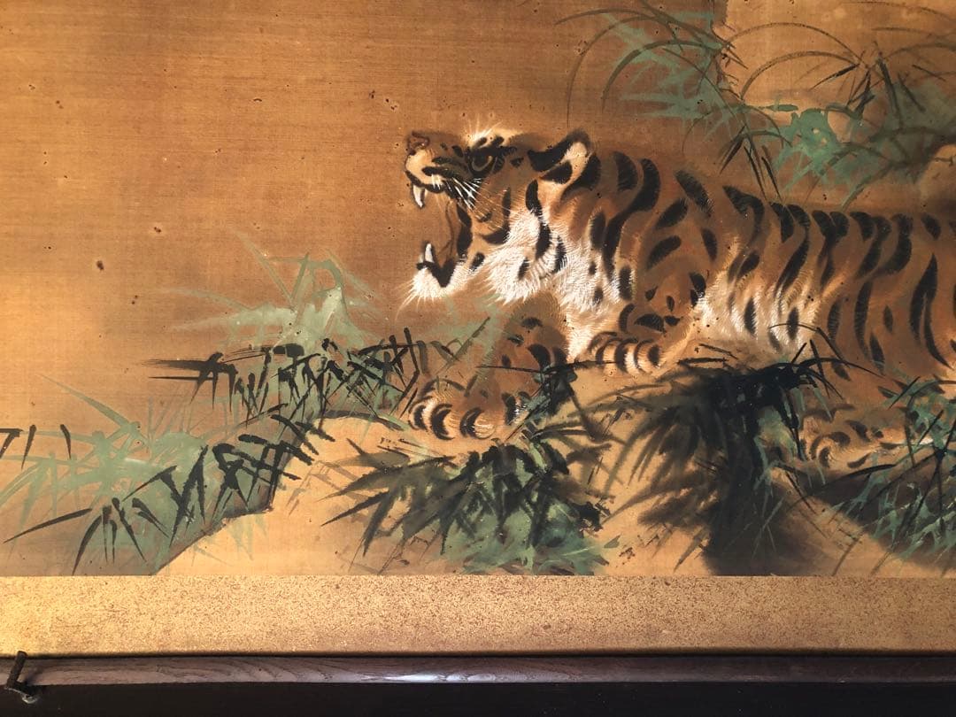 虎 日本画 竹林 月の描写