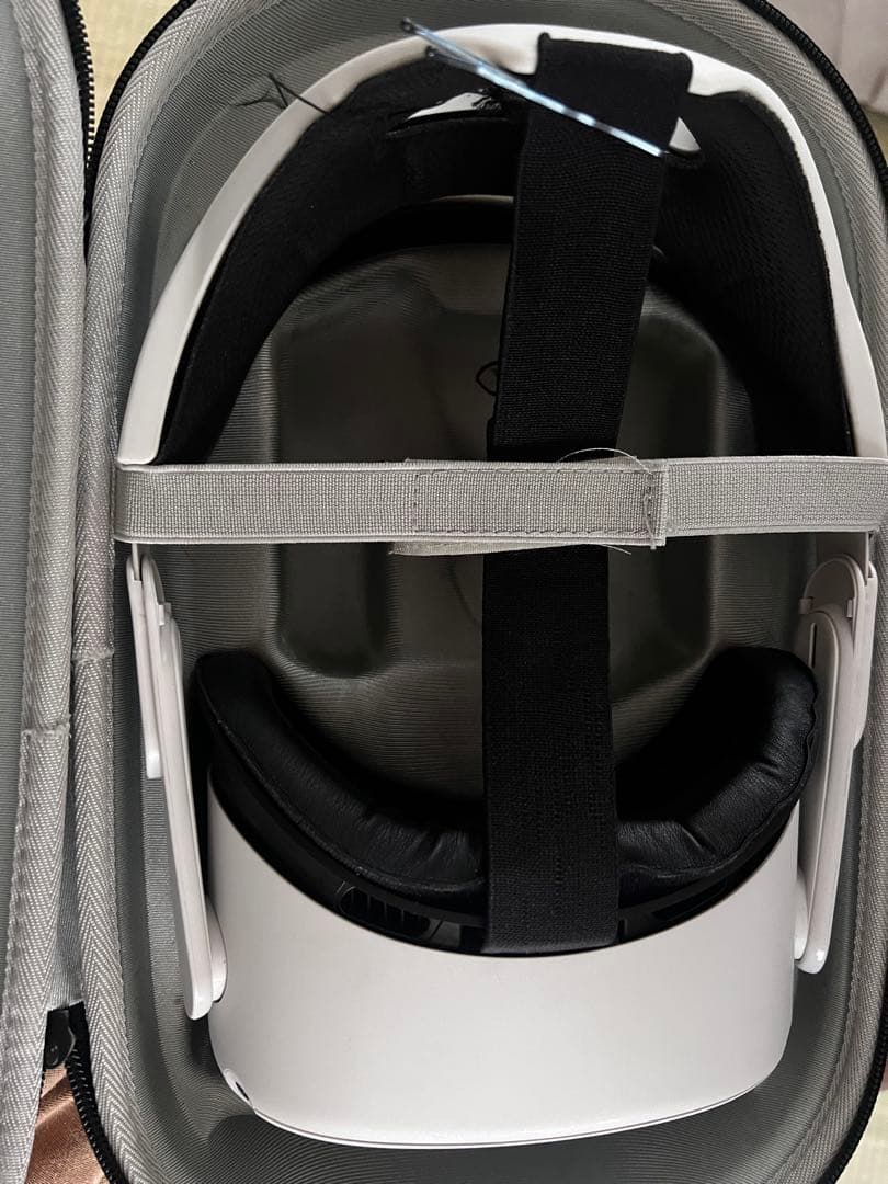 ヘッドセット付き　 Quest 2 256GB