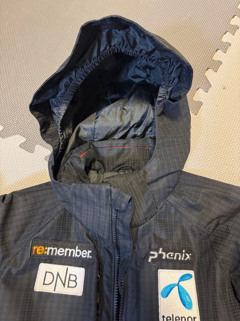 美品:Phenix スキーウェア 上下セット140