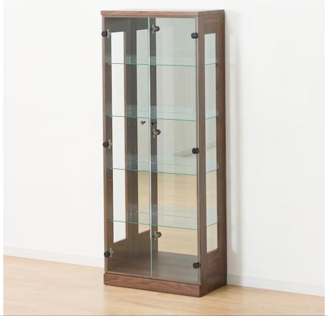 ニトリ　コレクションボード　フィギュアケース