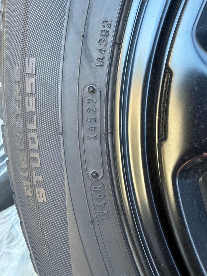 デリカd5 スタッドレスタイヤホイール　4本セット