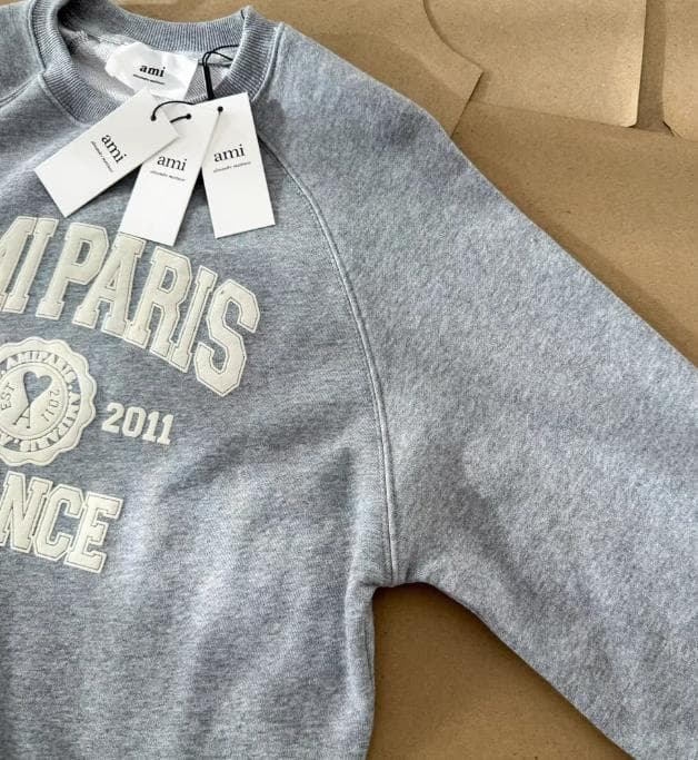 新品 AMI PARIS トレーナー スウェット グレー 男女兼用 M
