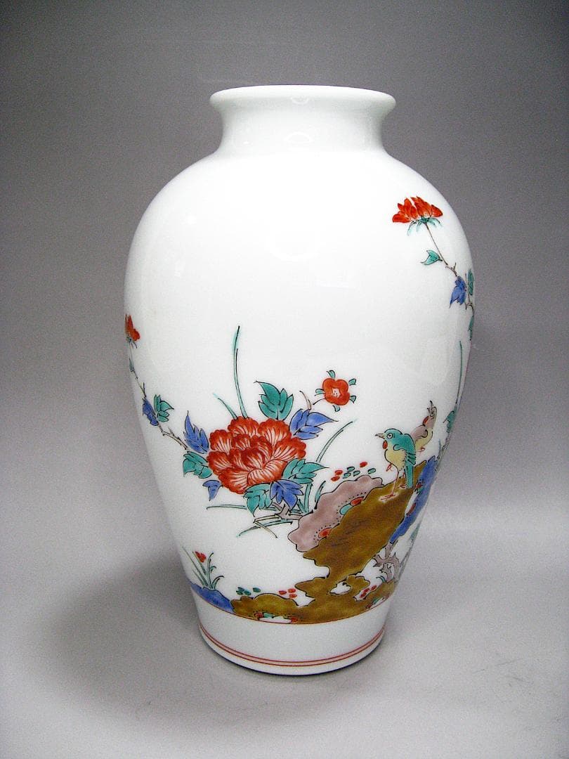 #人間国宝 #十四代 #酒井田柿右衛門 #錦牡丹鳥紋 #花瓶 #共箱 #美品