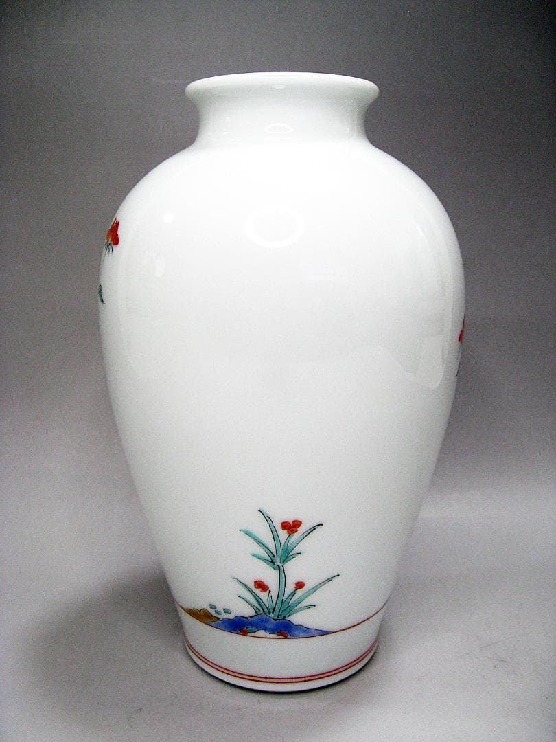 #人間国宝 #十四代 #酒井田柿右衛門 #錦牡丹鳥紋 #花瓶 #共箱 #美品