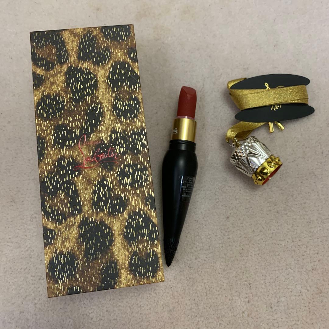 クリスチャンルブタン リップベルベットマットルージュルブタン001M限定BOX