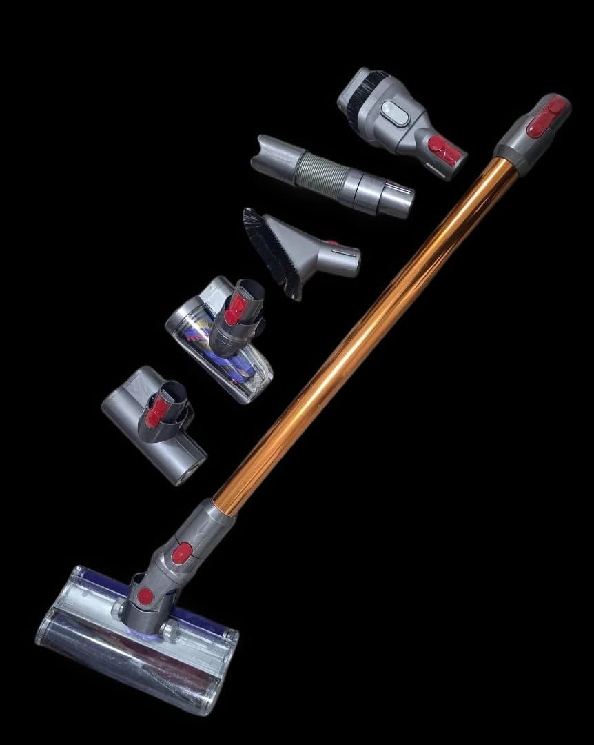 ユーズド美品+付属品満載Dyson Cyclone V10 Fluffy送料込み