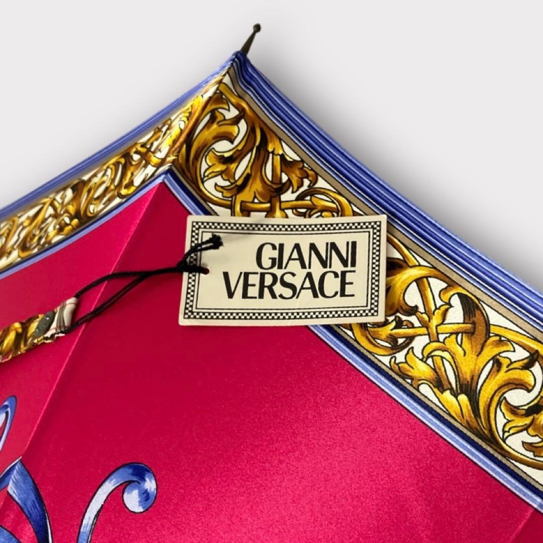 ジャンニ ヴェルサーチェ 長傘 雨傘 総柄 未使用品 日本製 ピンク系