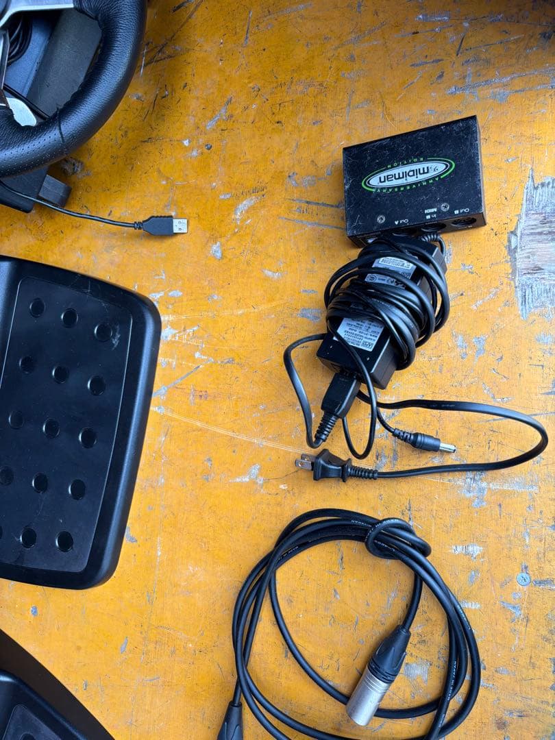 Logicool ハンドルコントローラー