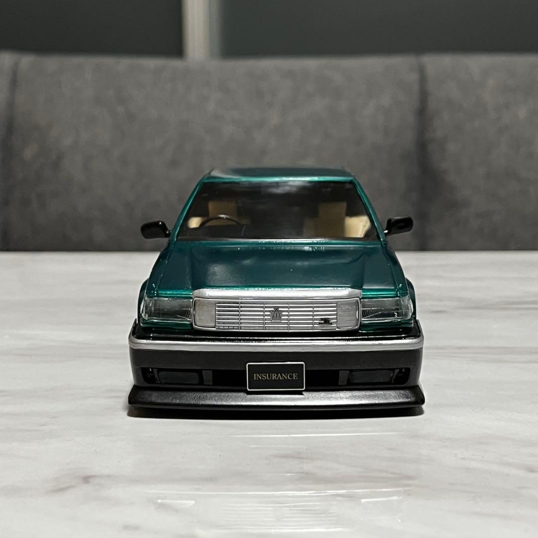 アオシマ プラモデル 1/24 インシュランス UZS131 クラウン