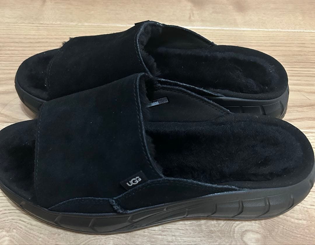 【美品】　UGG Westsider Slide 厚底 黒