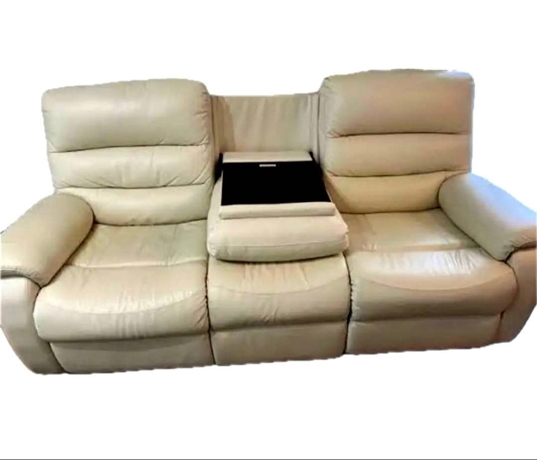 3人掛け電動テーブル付きリクライニングソファ ビリーバー ニトリ 送料込