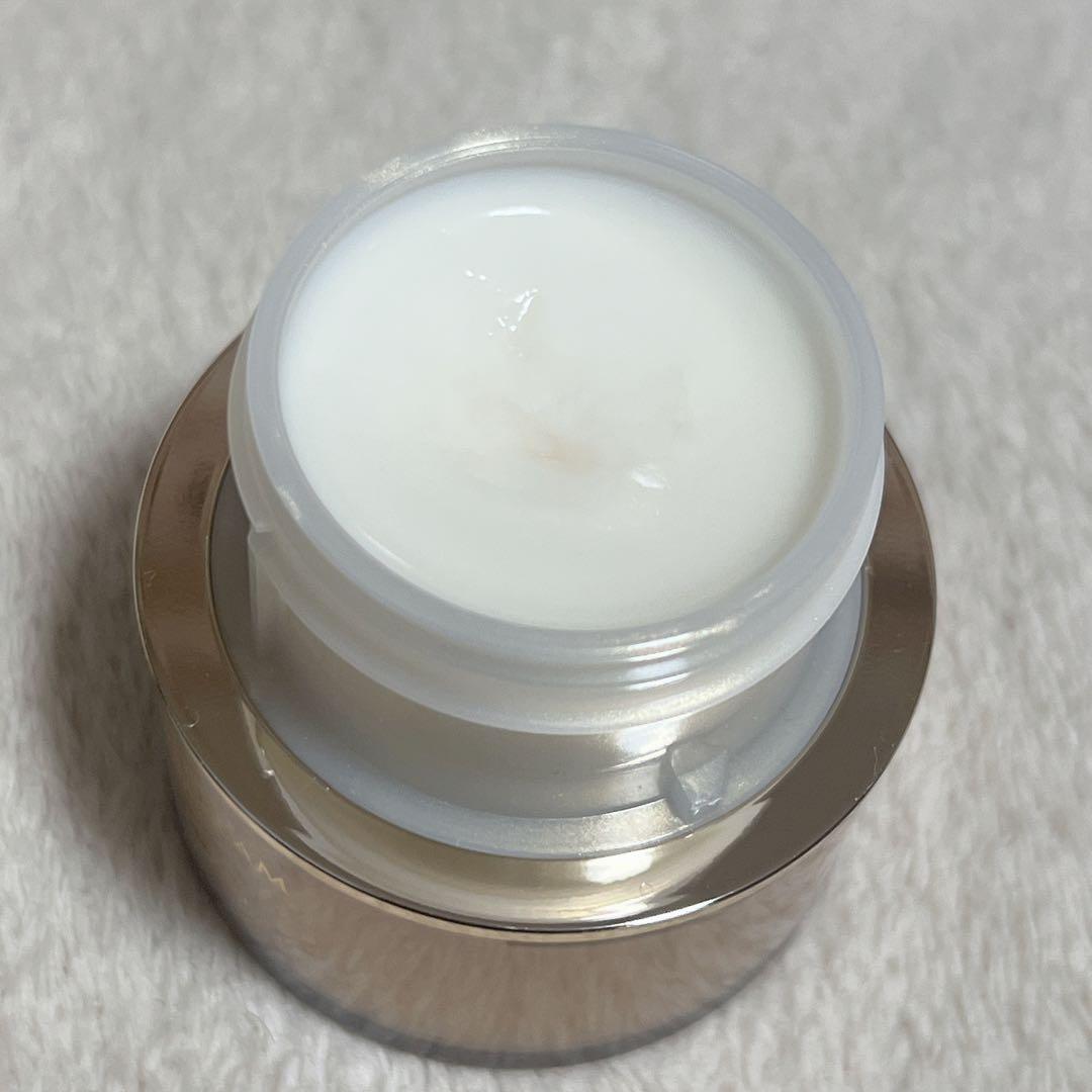 トワニー　クリーム