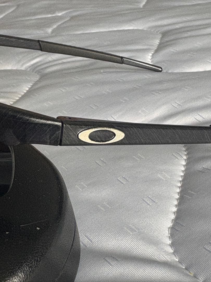 Oakley スポーツサングラス　ハーフワイヤー