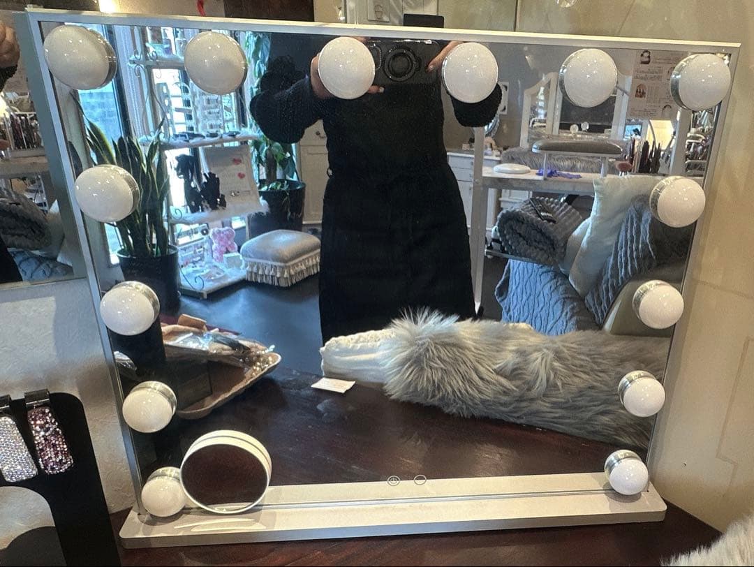 LEDライト付き化粧鏡 大きめ、女優ミラー