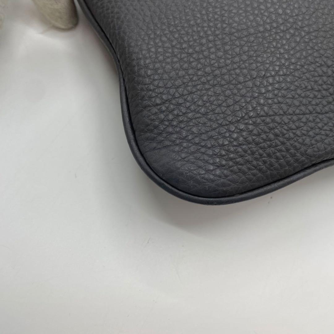 BALLY バリー ショルダーバッグ レザー ダークグレー　シボ革　メンズ