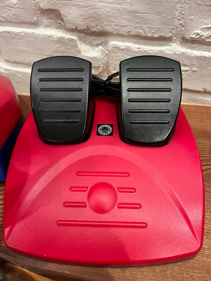 マリオカート8 デラックス マリオカートレーシングホイールセット美品❗️