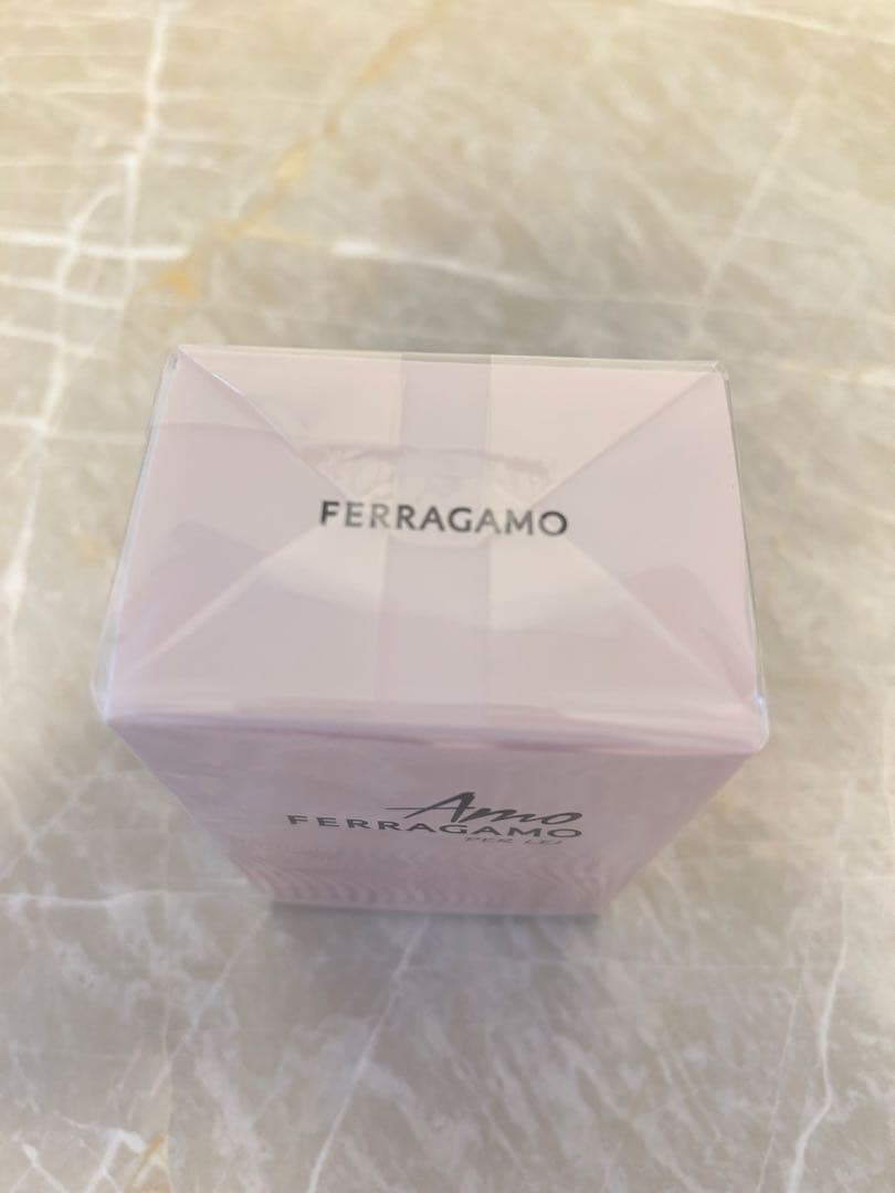 フェラガモ⭐︎FERRAGAMO【新品未開封】アモ　パーレイ　香水