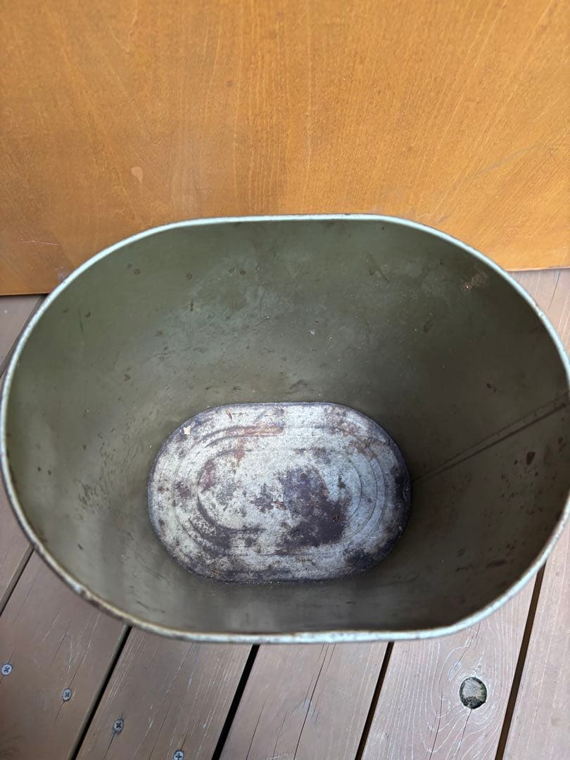 ビンテージ　カレッジ　ゴミ箱　缶　アンティーク USA製