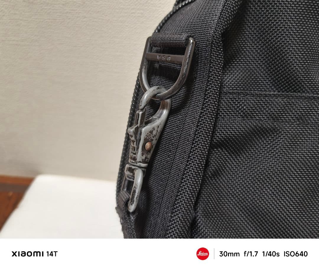 DリンBRIEFING ブリーフィング　B4 over tripオーバー